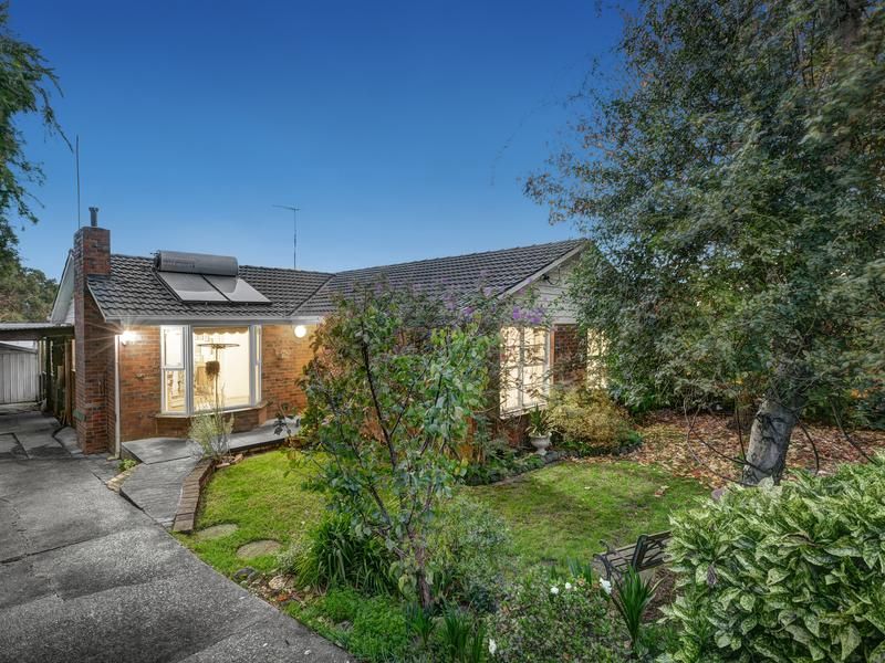 4 bedrooms House in 136 Jolimont Road VERMONT VIC, 3133