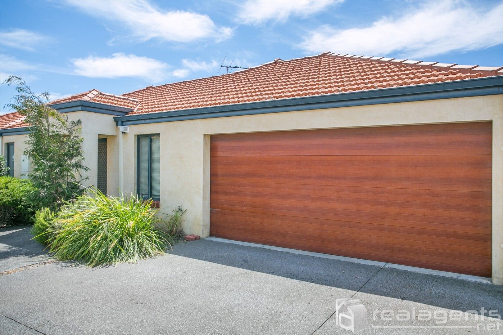 2 bedrooms Villa in 5/3 Stoke Place MORLEY WA, 6062