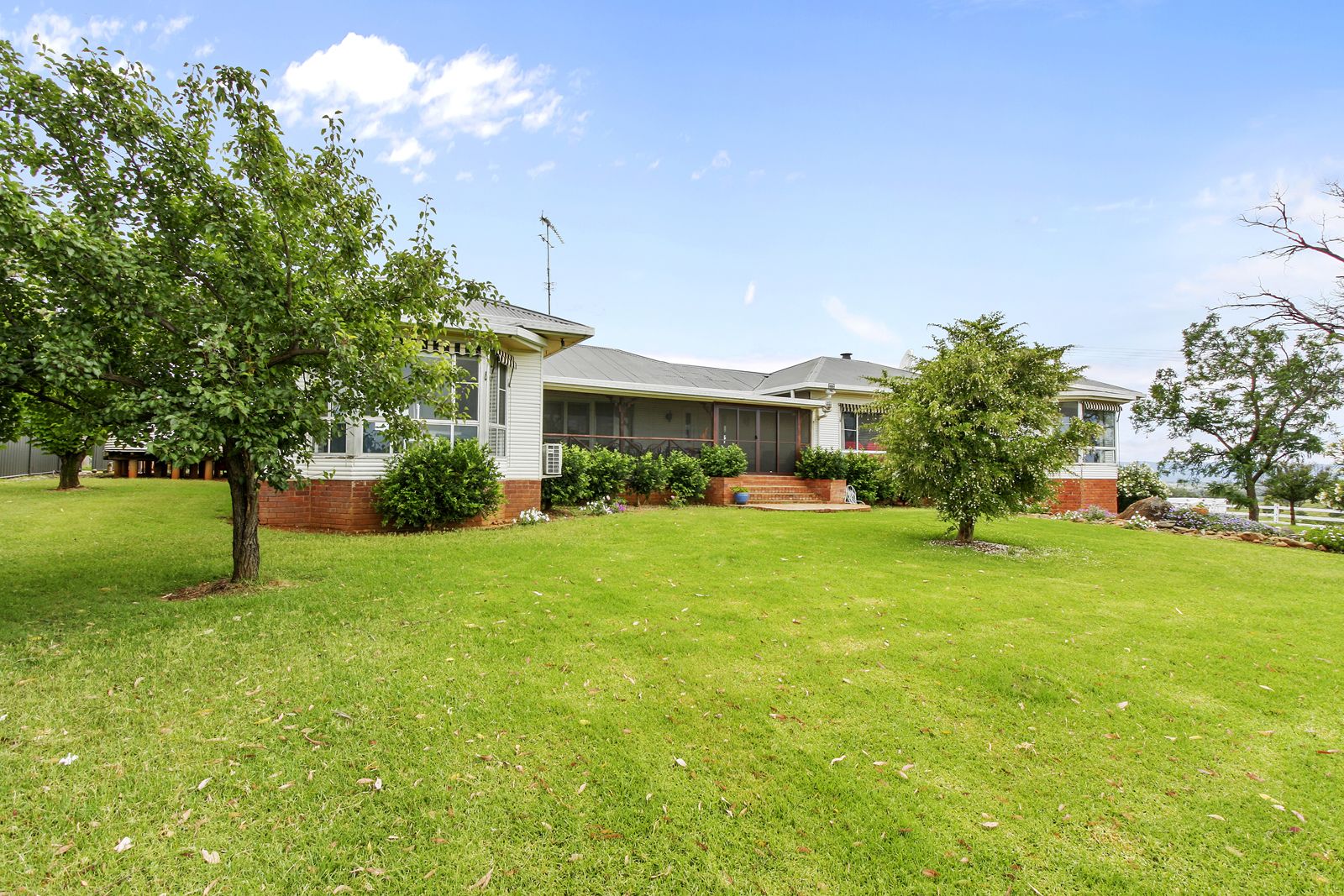 194 Meadows Lane, Tamworth NSW 2340 Farm for Sale 2,050,000