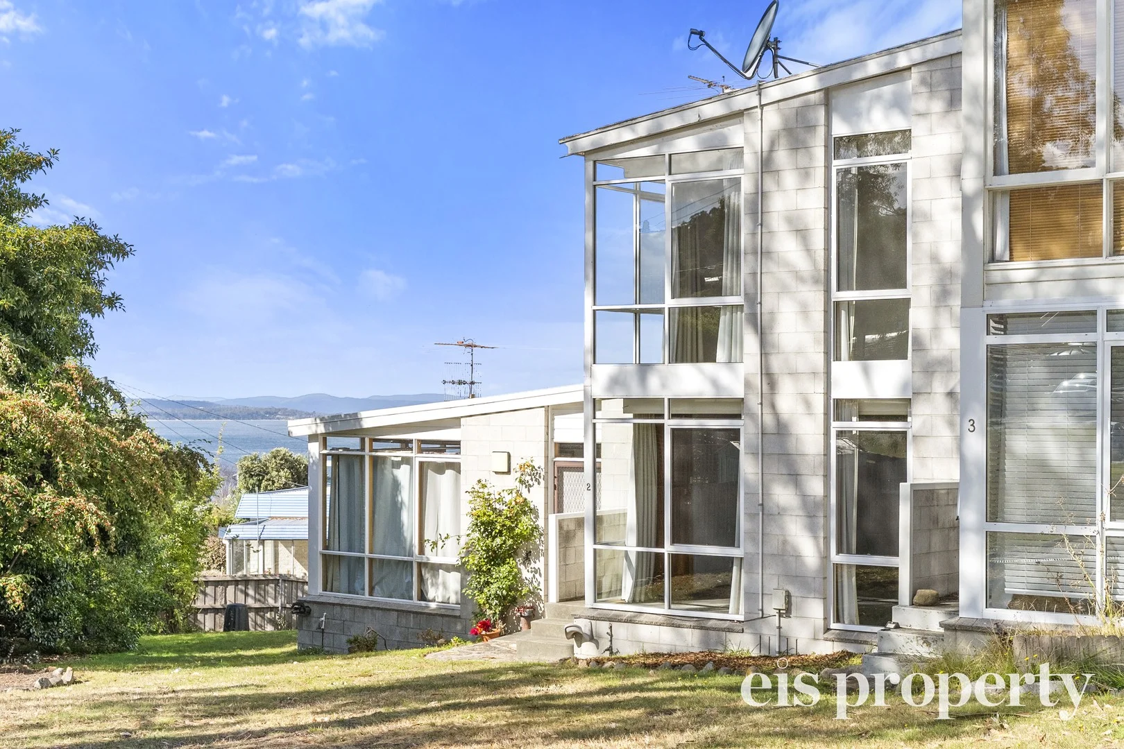 2/64 Crystal Downs Drive, Blackmans Bay TAS 7052