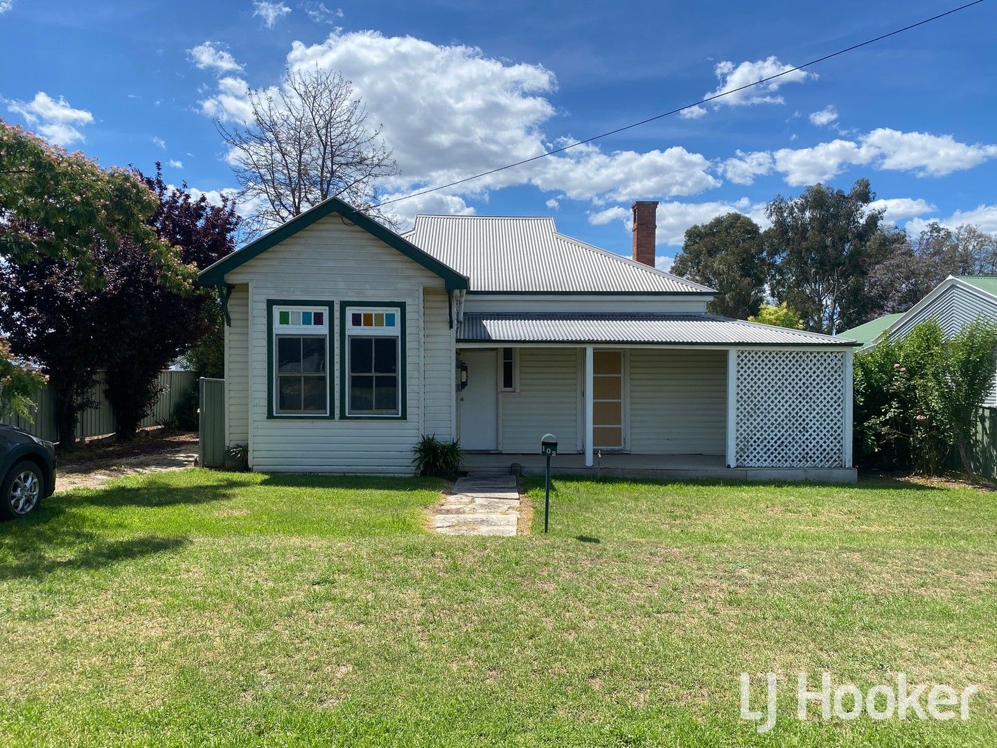 2 bedrooms House in 102 Brae Street INVERELL NSW, 2360