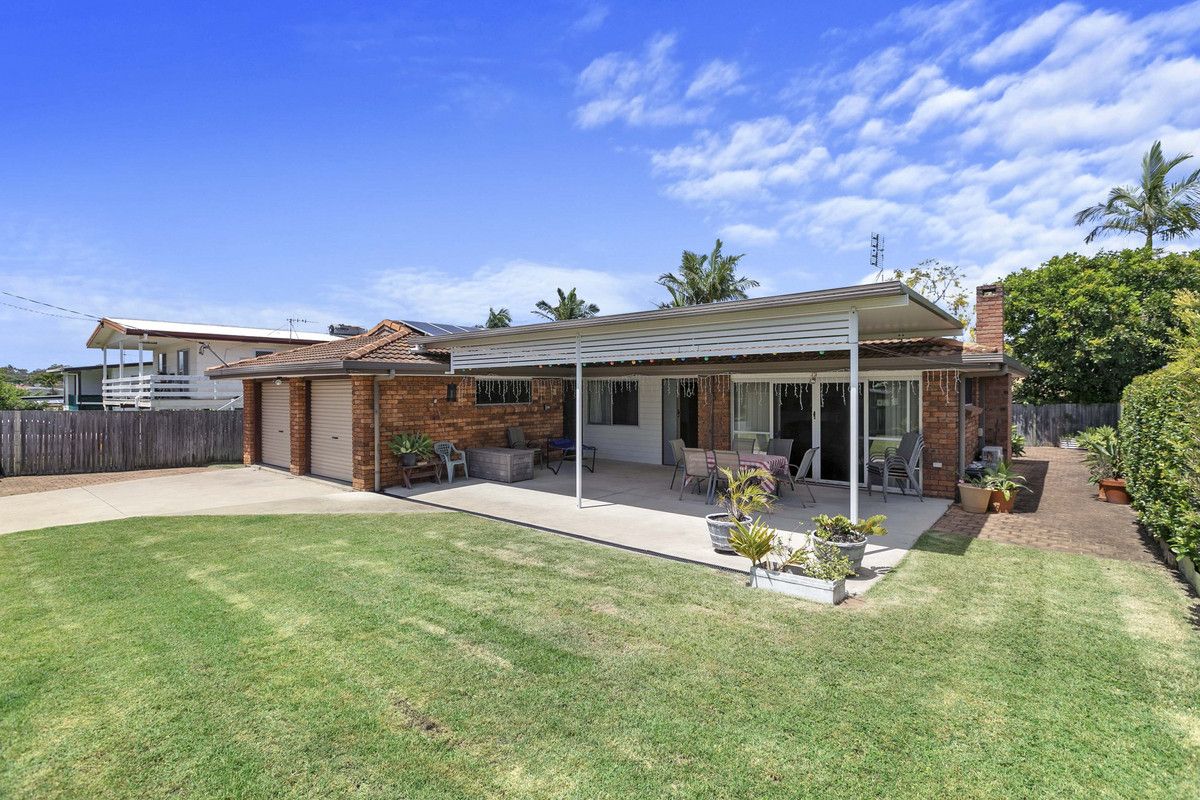 4 bedrooms House in 18 Hayworth Street POINT VERNON QLD, 4655