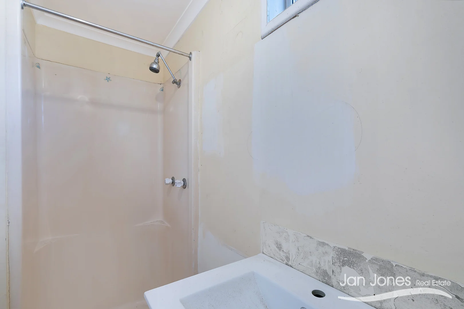 Additional image 16 of 107 Eversleigh Road, Scarborough QLD 4020