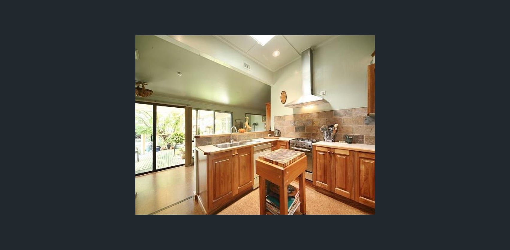 3 bedrooms House in 306 Tucker Road ORMOND VIC, 3204