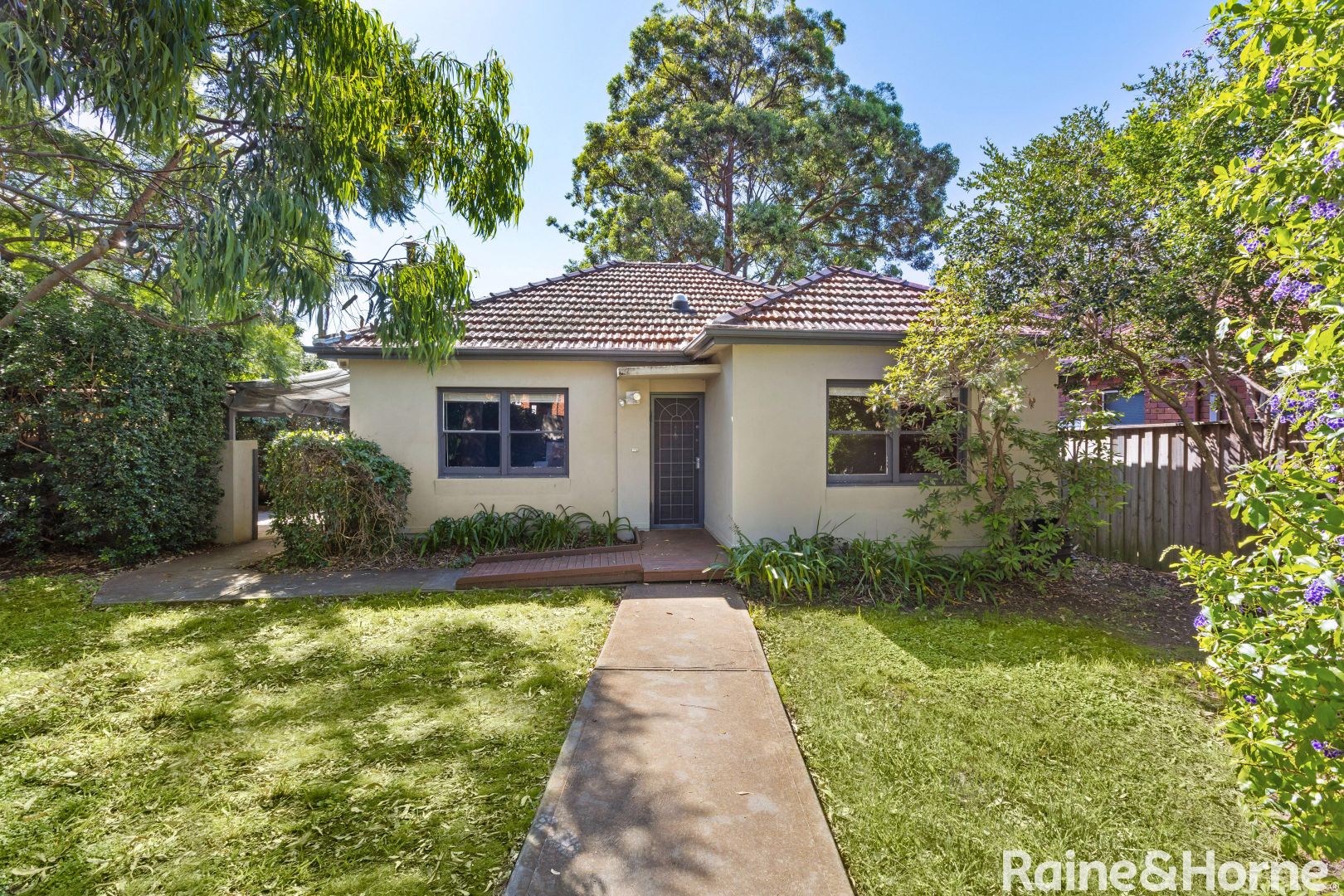 213 Burns Bay Road, Lane Cove West Property History & Address
