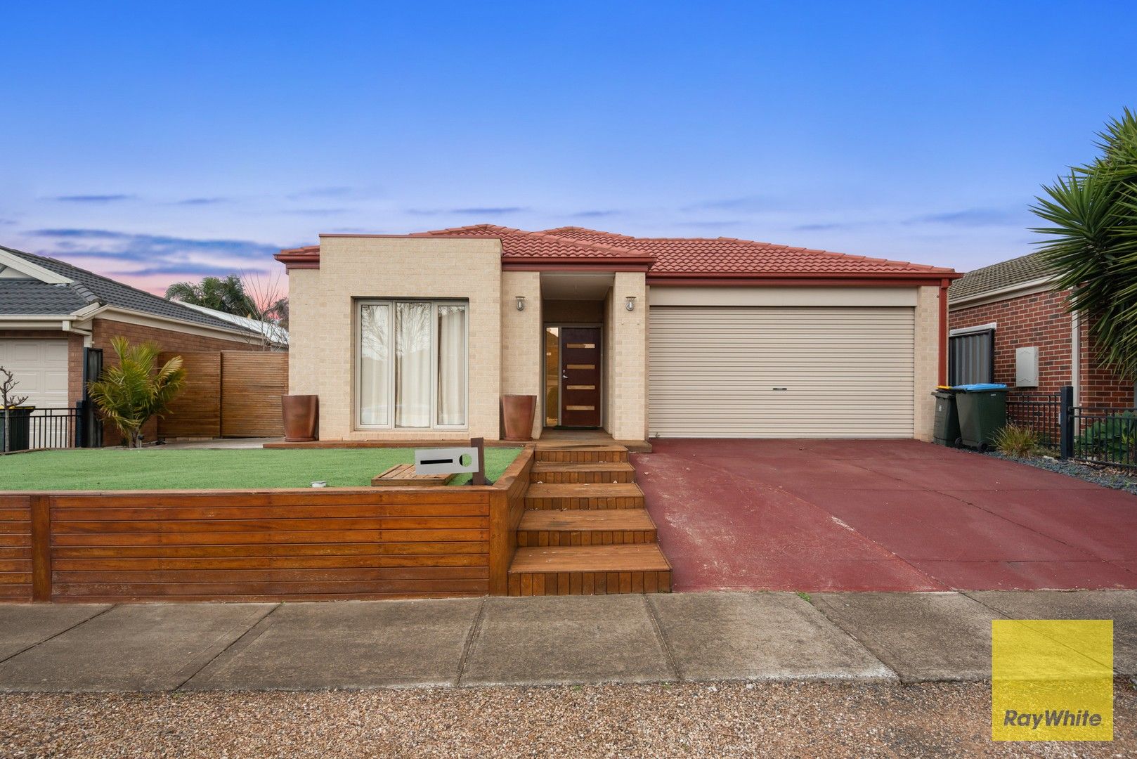 3 bedrooms House in 16 Tahlee Road TARNEIT VIC, 3029