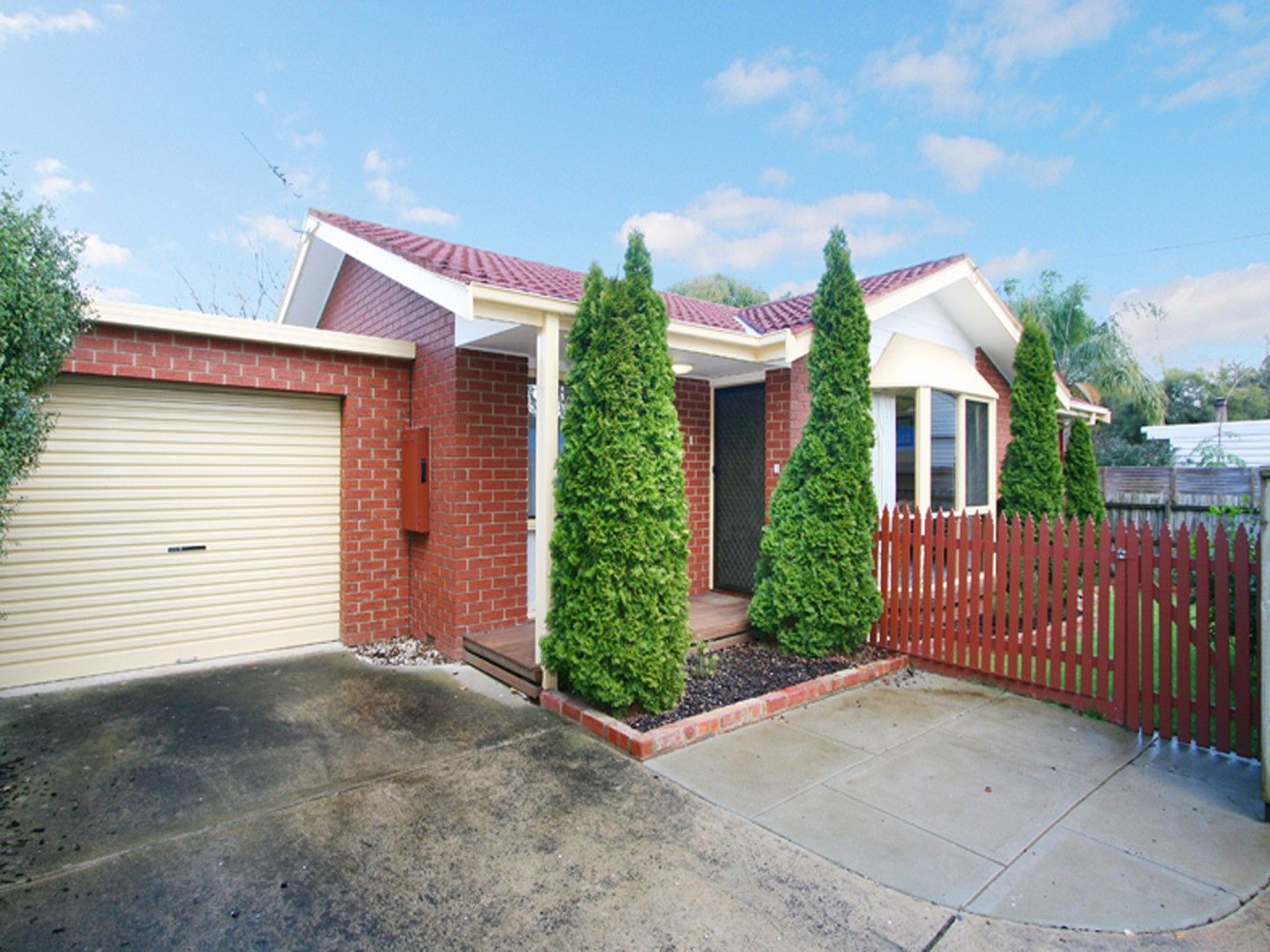 3 bedrooms Apartment / Unit / Flat in 2/14 Lois Street RINGWOOD EAST VIC, 3135