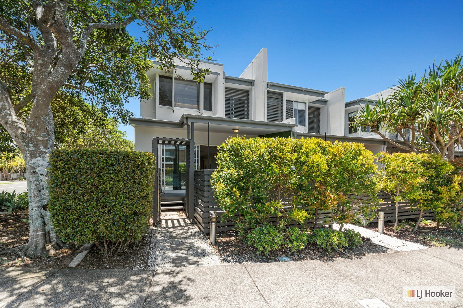 3 bedrooms Villa in 12/1-7 Canthium Way CASUARINA NSW, 2487