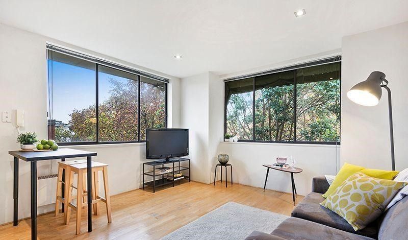 1 bedrooms Apartment / Unit / Flat in 17/14 Tivoli Road SOUTH YARRA VIC, 3141