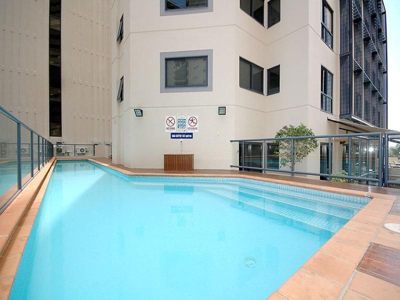 811/104 Margaret Street, Brisbane City QLD 4000, Image 2