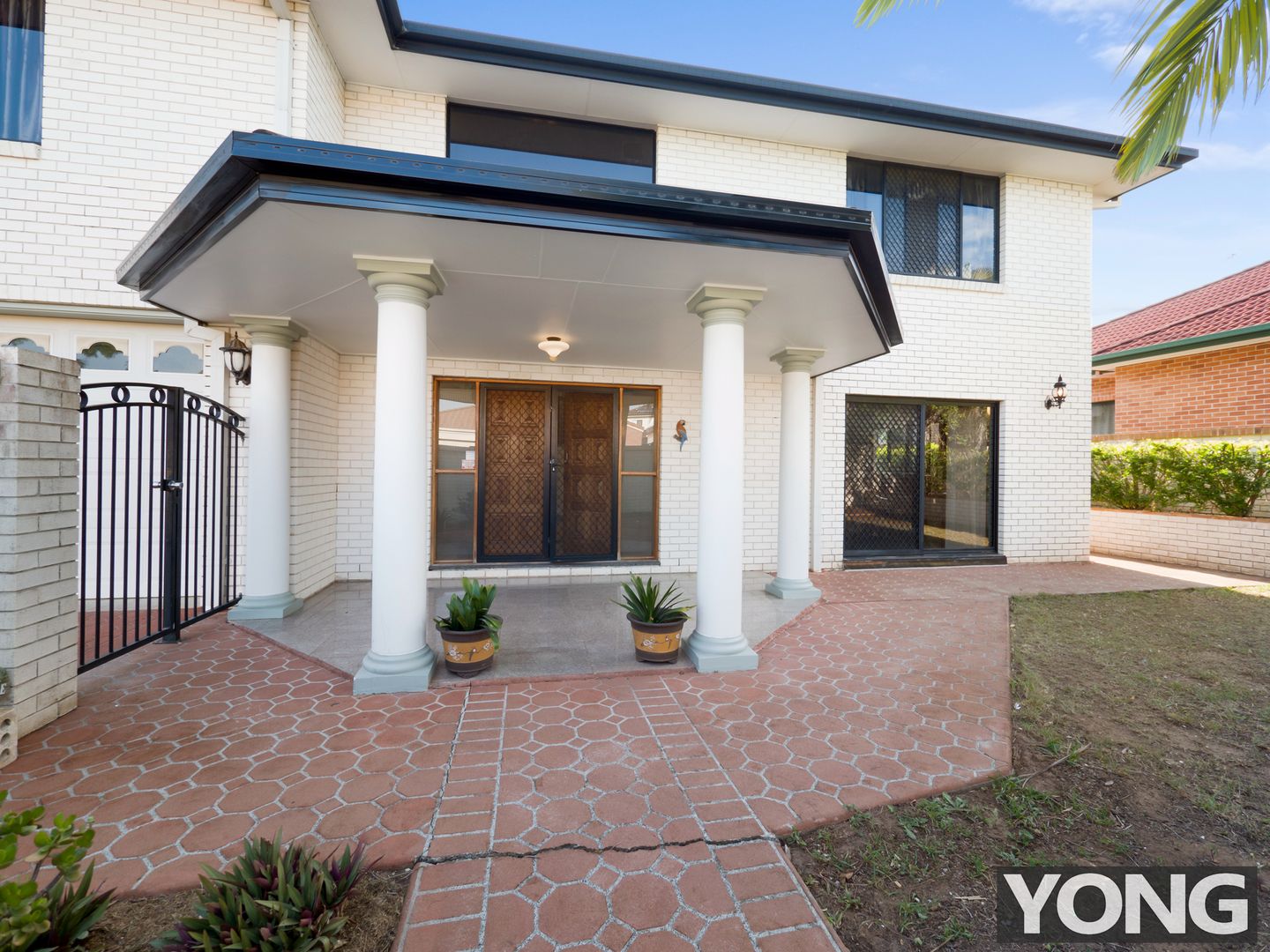 5/15 Parnassus Street (11 Magnolia Grove), Robertson QLD 4109, Image 2