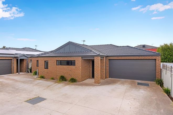 Picture of 3/2 Candlebark Place, HARKNESS VIC 3337
