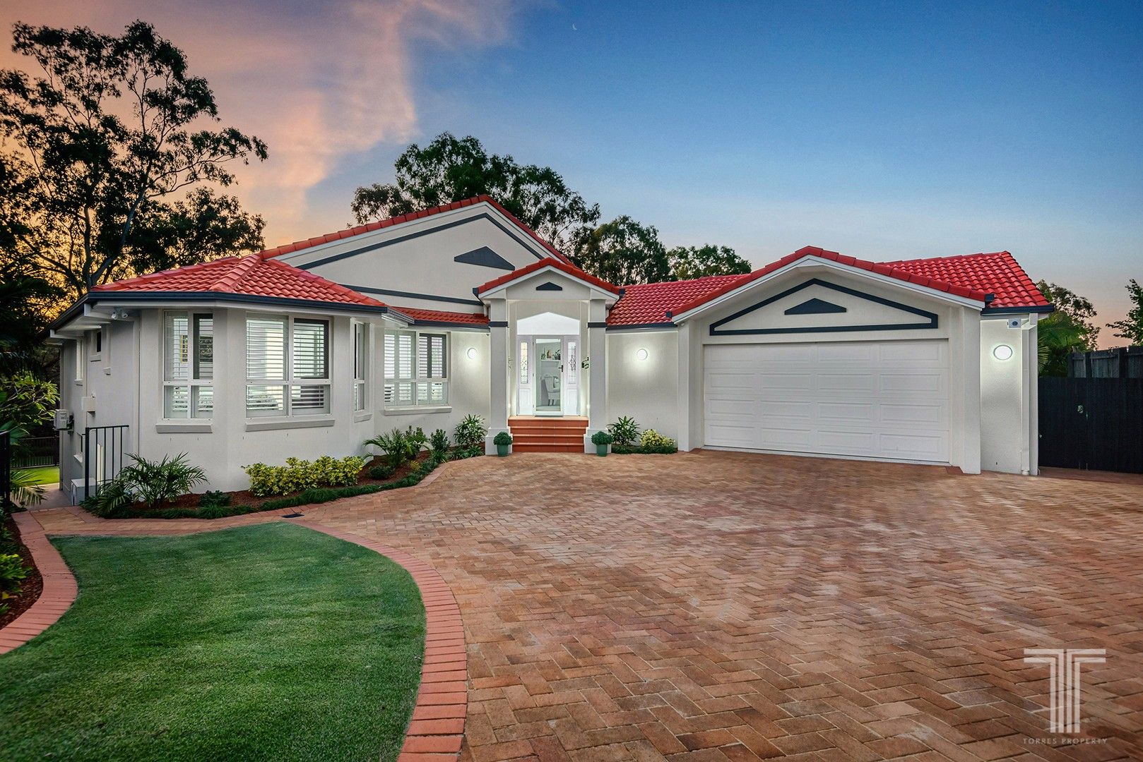 7 Barnstos Place, Carindale QLD 4152, Image 0