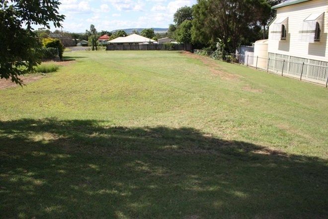 Picture of 61 Stuart-Russell Street, MUNDUBBERA QLD 4626