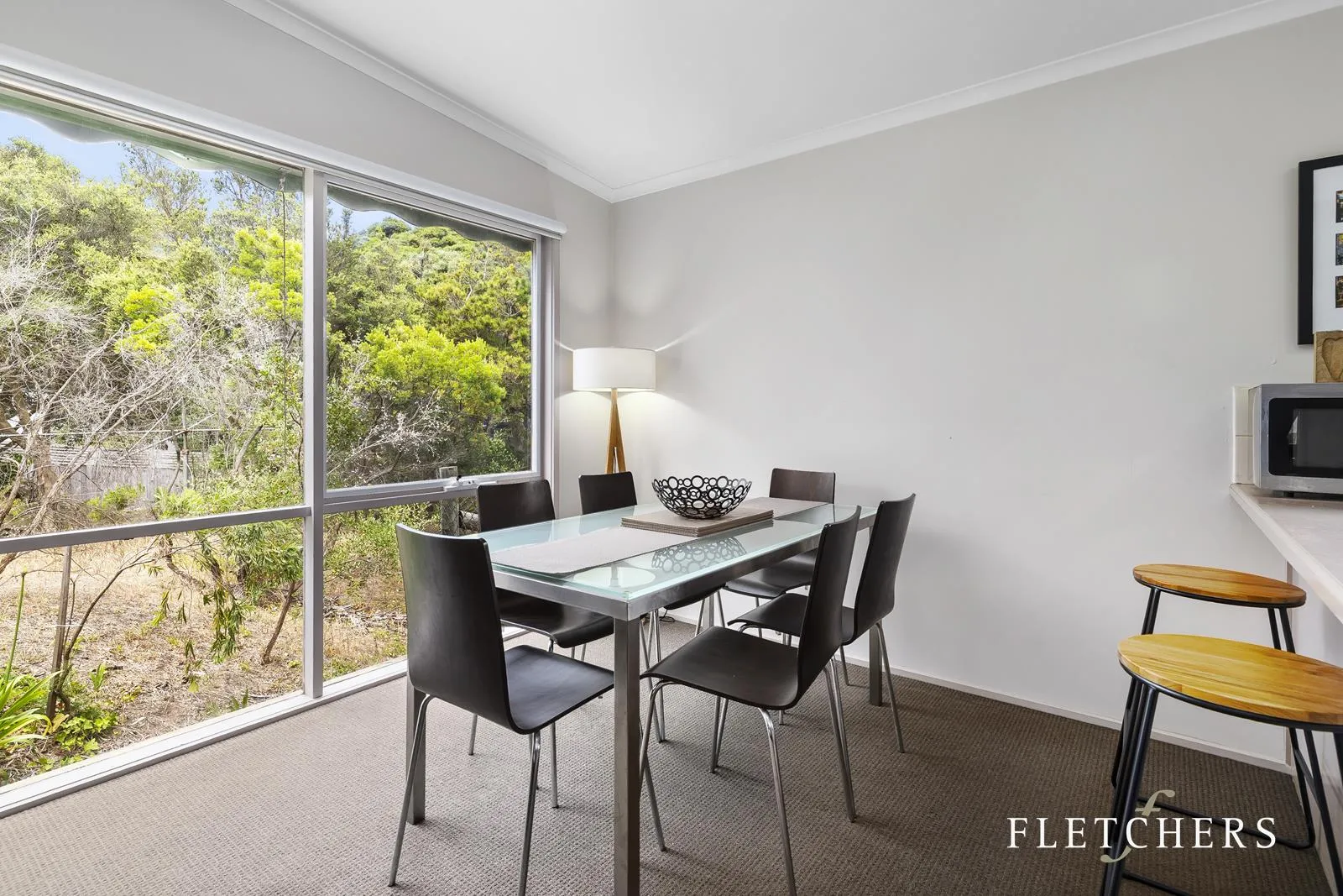 A classic beach house retreat with future potential - View 6