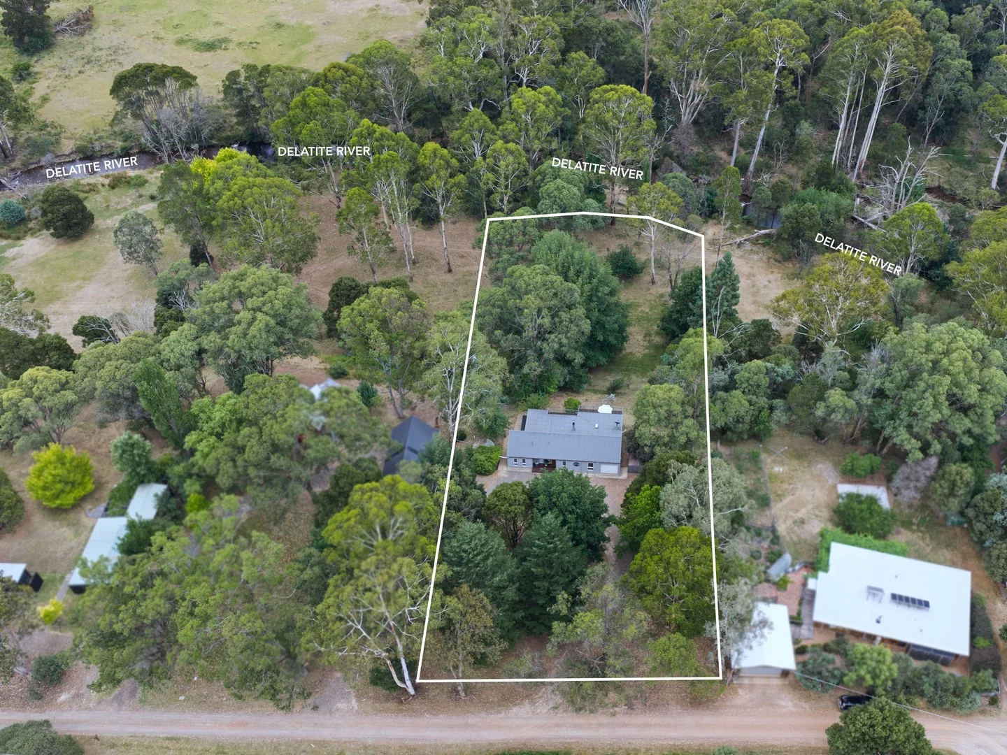2633 Mt Buller Road, Merrijig VIC 3723
