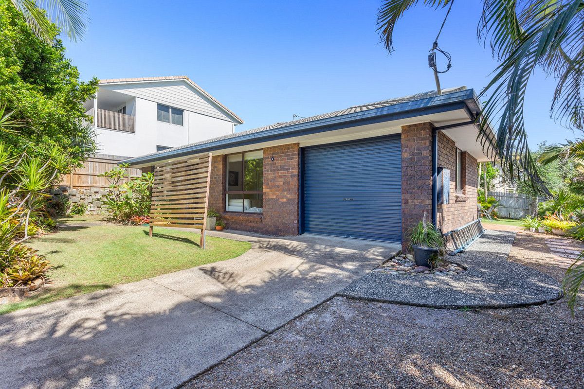 4 bedrooms House in 55 Oriole Avenue PEREGIAN BEACH QLD, 4573