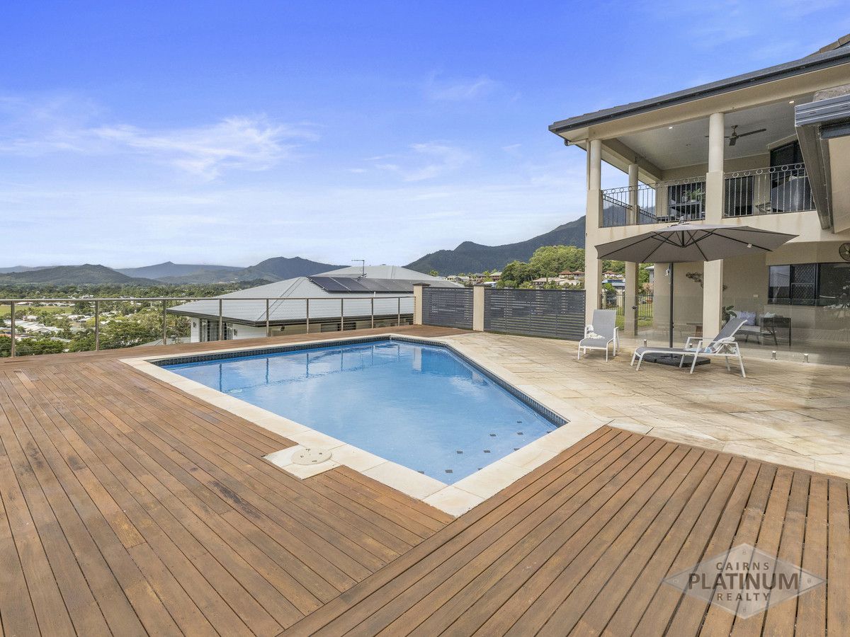 4 bedrooms House in 32 Caesar Street BENTLEY PARK QLD, 4869