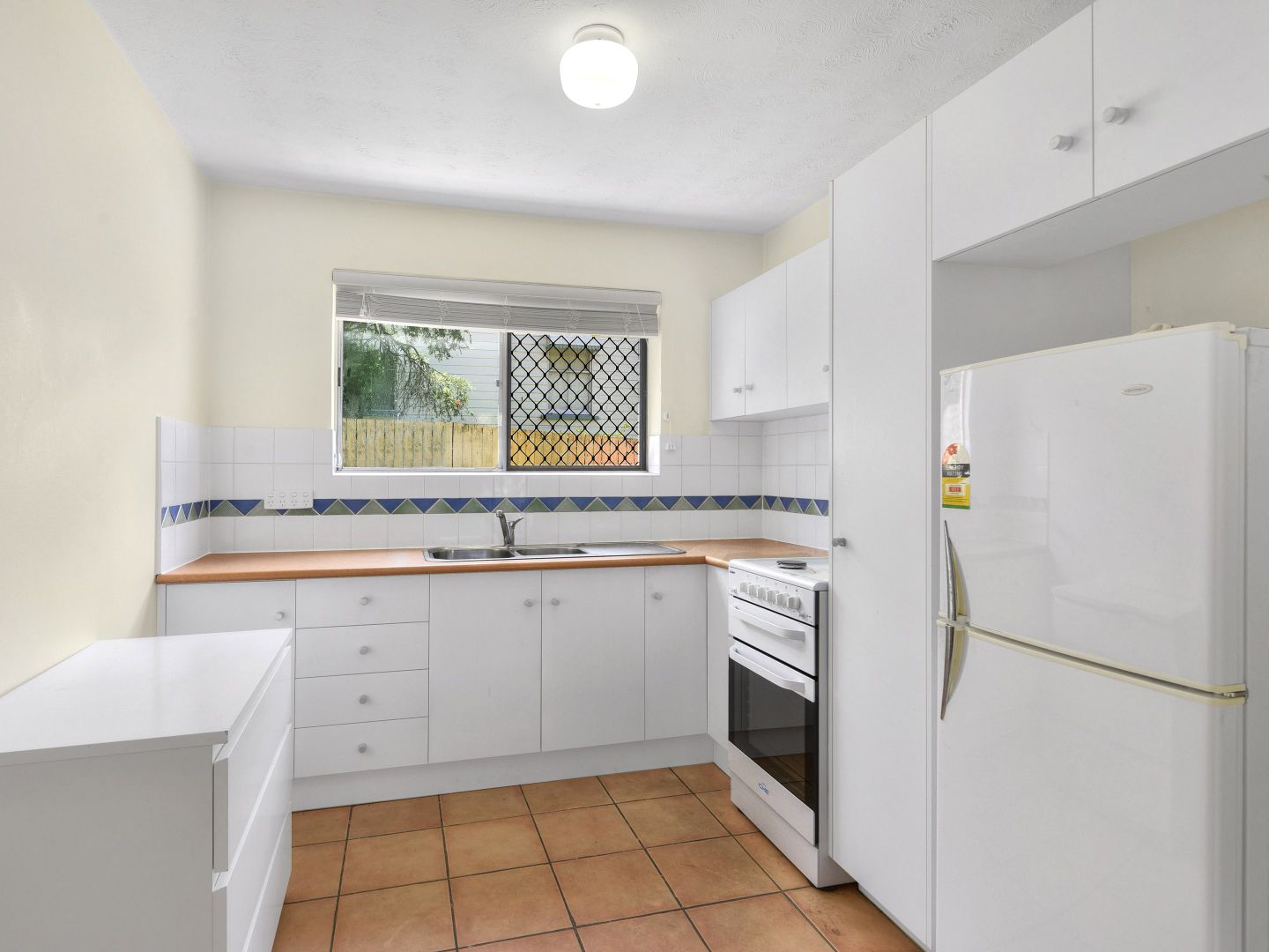 2/10 Terrace Street, Newmarket QLD 4051, Image 2