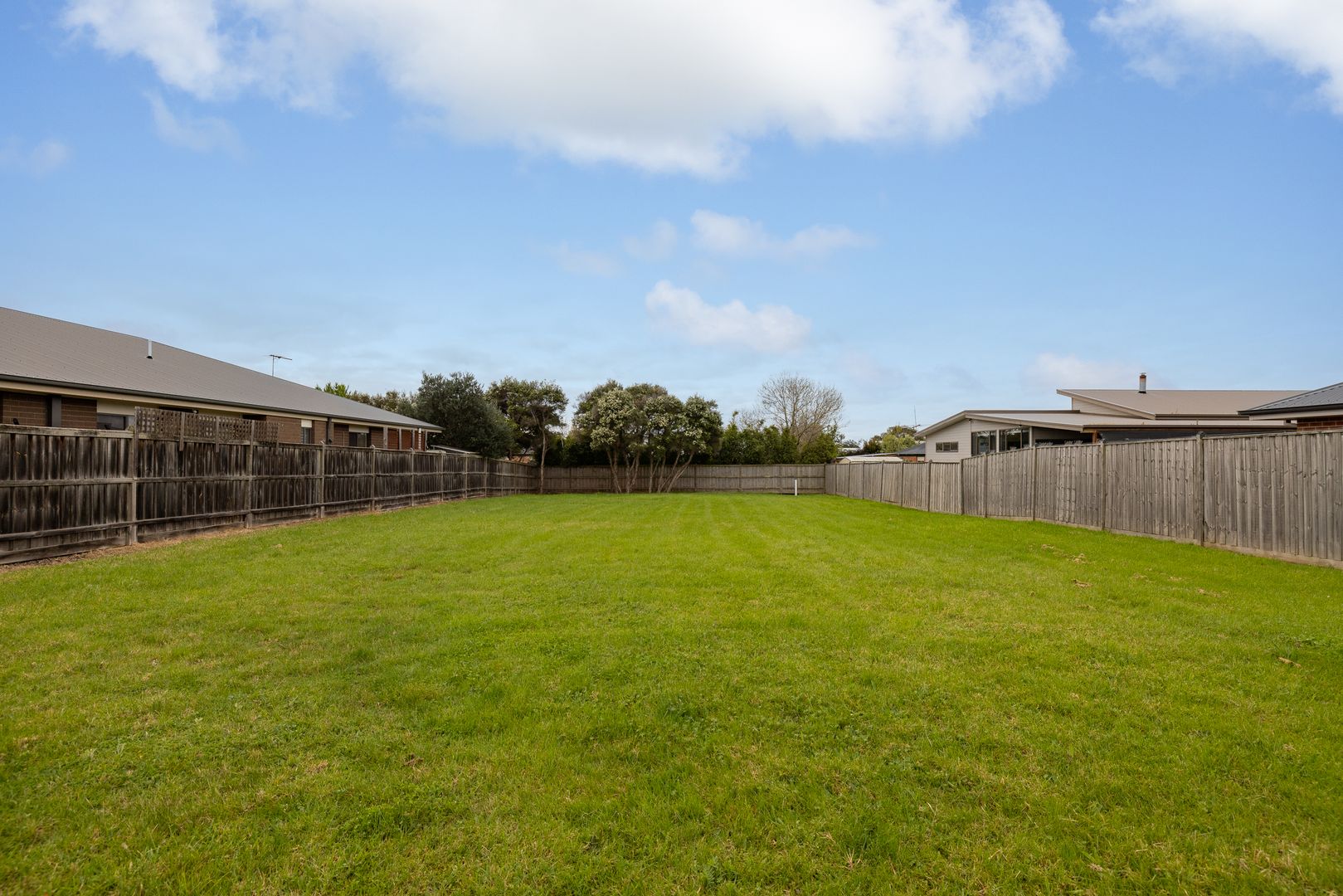 4 Boobook Grove, Cowes VIC 3922, Image 2