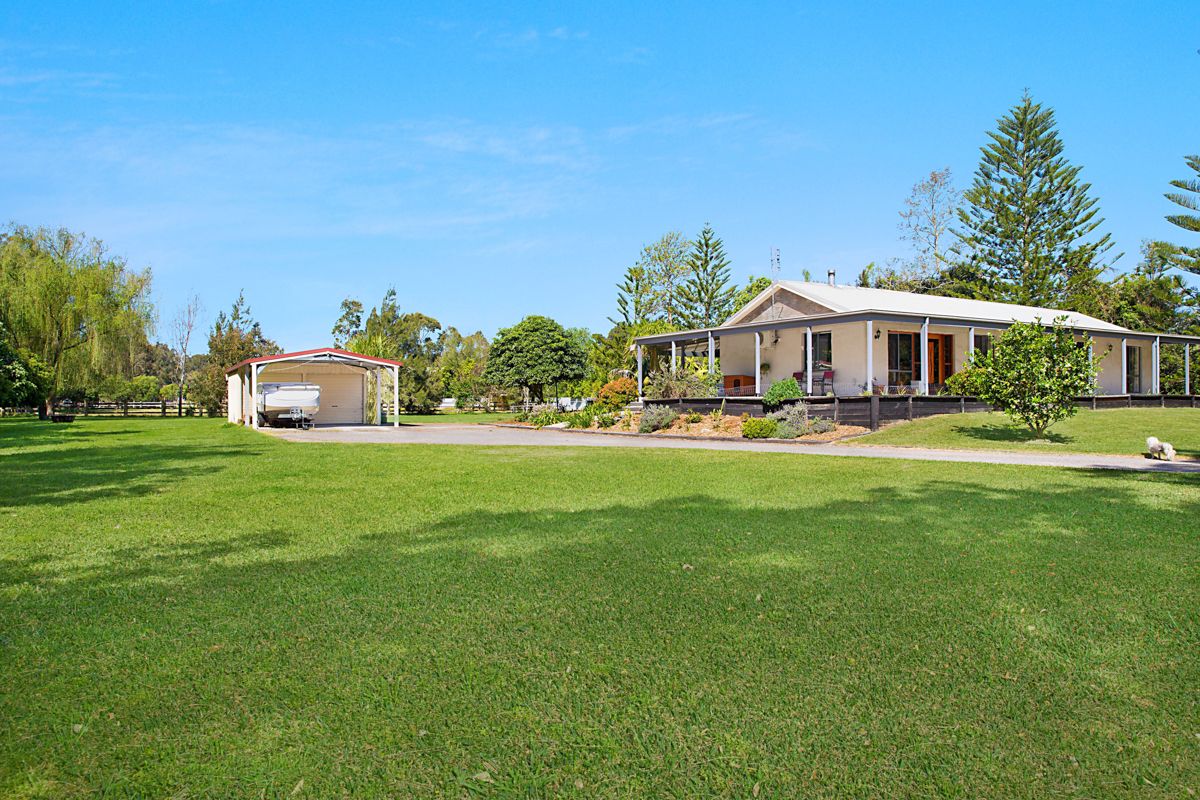 11 Oakfield Road, Salt Ash NSW 2318, Image 0