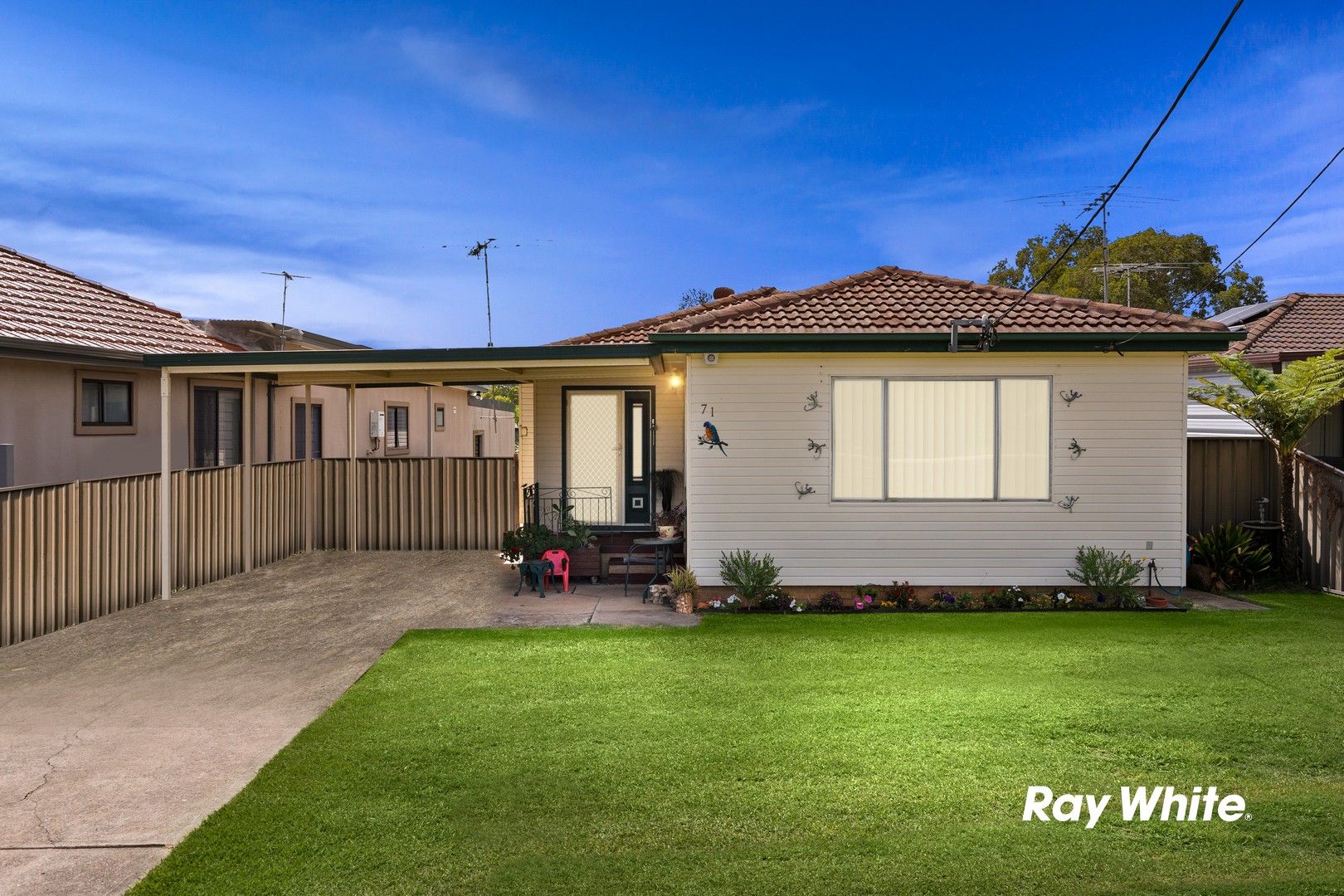 6 bedrooms House in 71 Lyton Street BLACKTOWN NSW, 2148