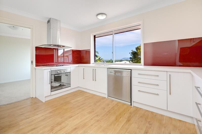 29a Bellevue Parade, North Curl Curl NSW 2099, Image 2