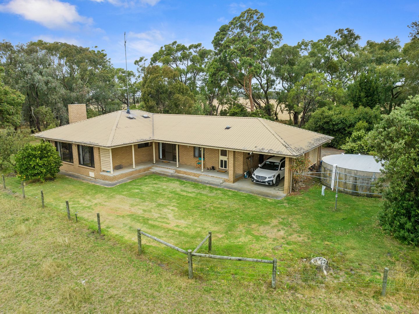40 Axfords Road, Outtrim VIC 3951, Image 2