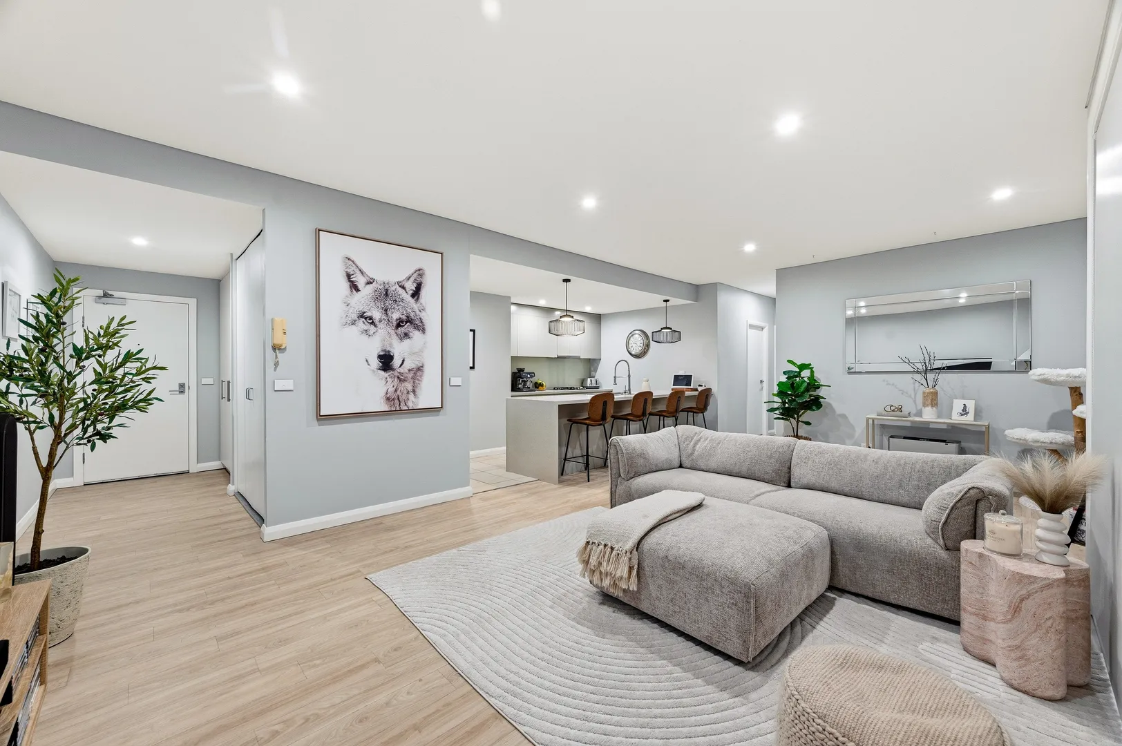 Premium Lakeside Sophistication - Widok 3