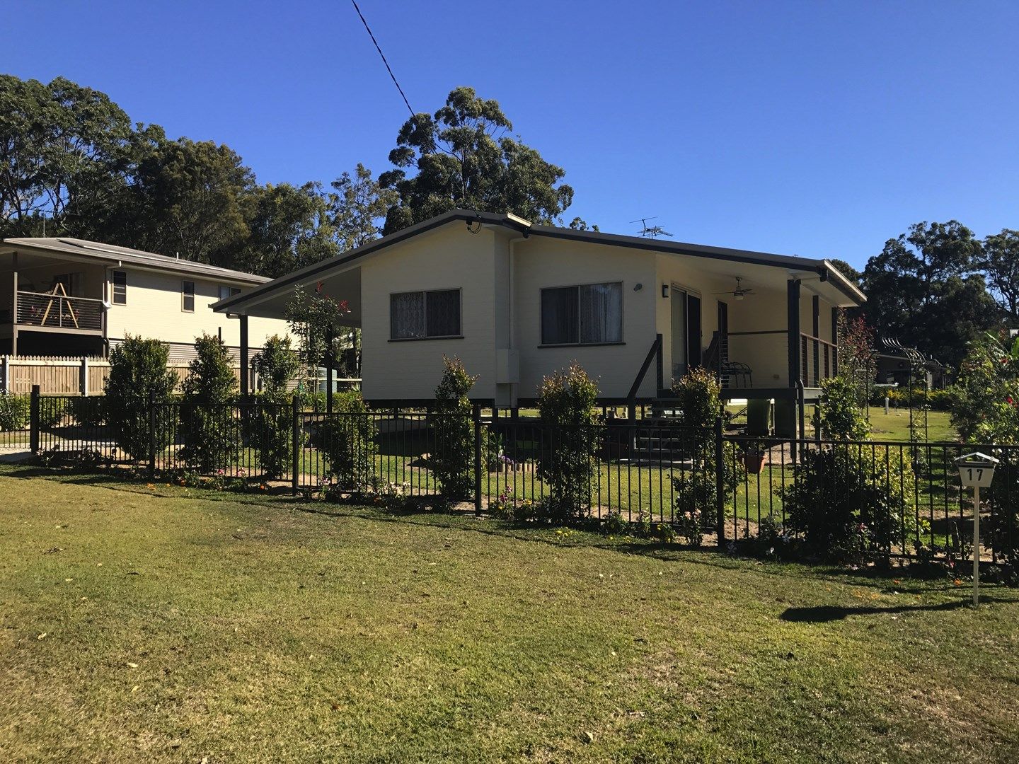 17 Natone Tce, Macleay Island QLD 4184, Image 1