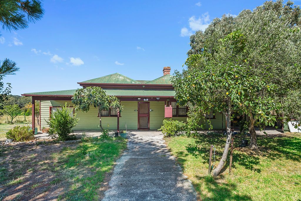 43 Grations Road, Elphinstone VIC 3448, Image 0