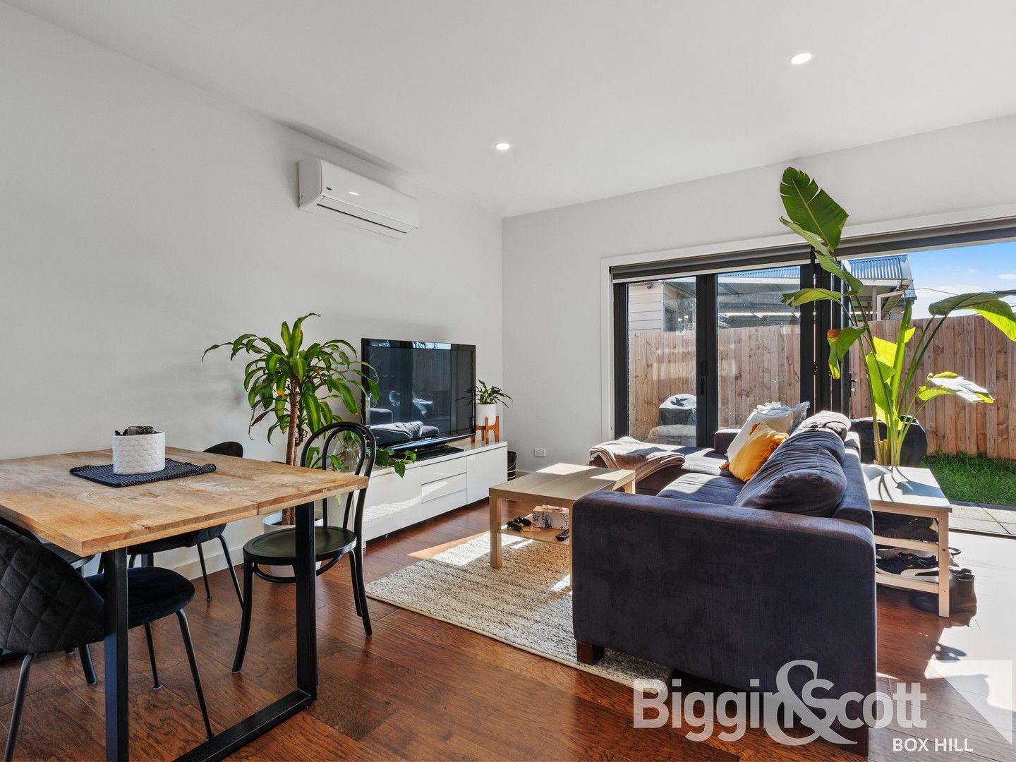 2/82 Porter Road, Heidelberg Heights VIC 3081, Image 0