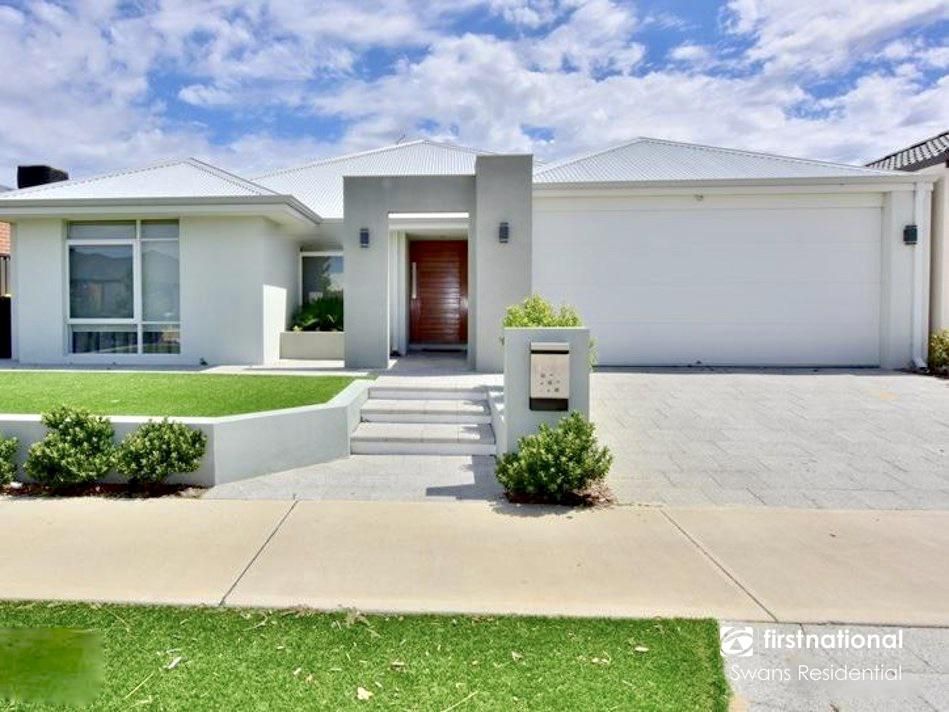 4 bedrooms House in 9 Tangara Street AVELEY WA, 6069