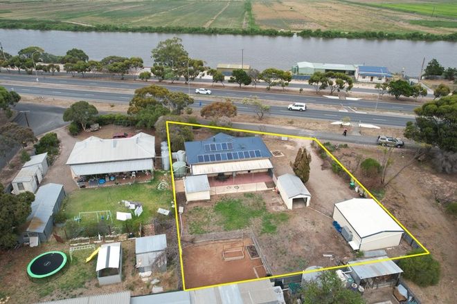 Picture of 21 Princes Highway, TAILEM BEND SA 5260