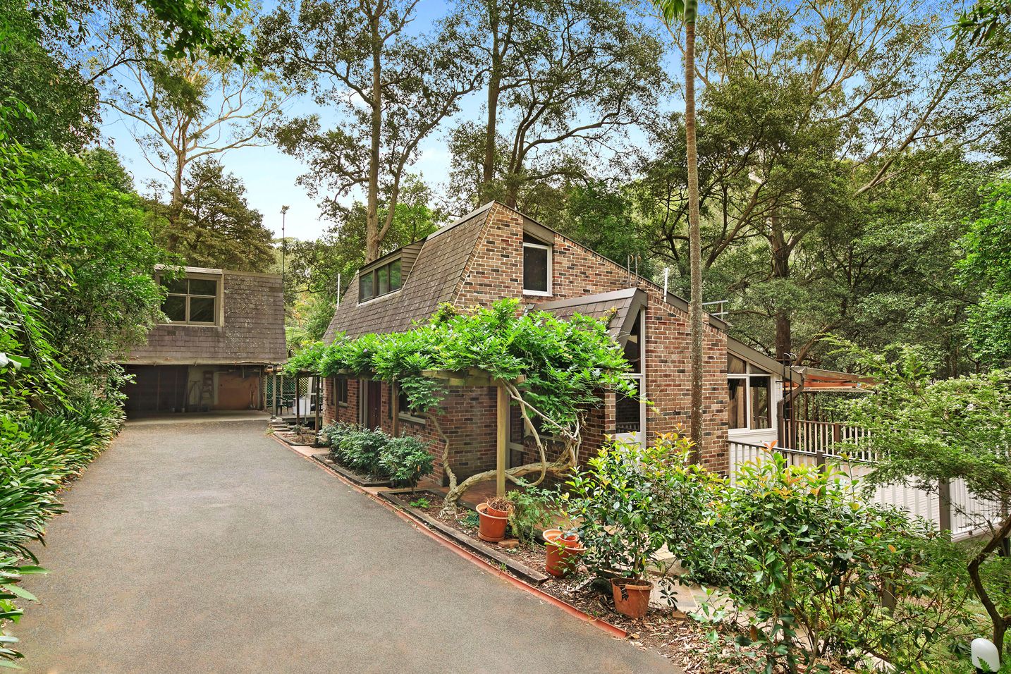 99 Campbell Drive, Wahroonga NSW 2076, Image 2