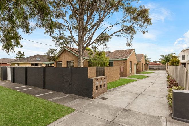 2 clyde hotsell court frankston south