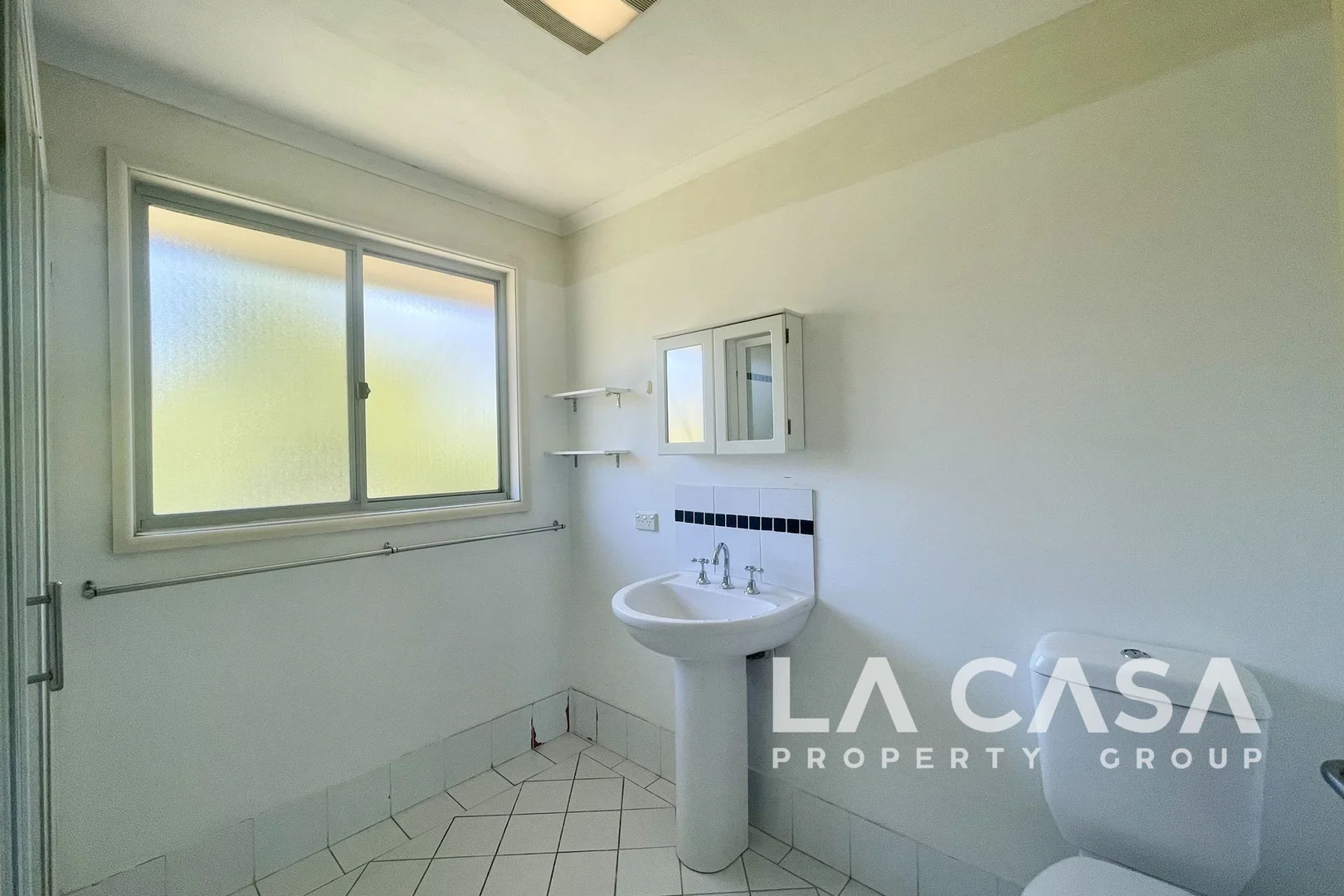 Additional image 16 of 12 Blackman Crescent, Macquarie ACT 2614