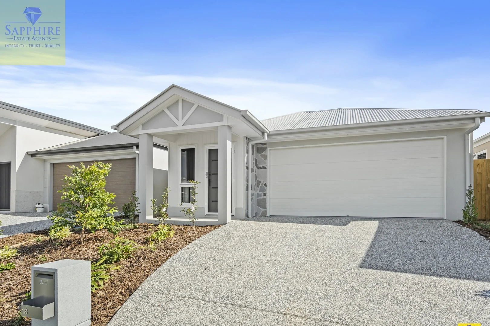 18 Friendship Mews, White Rock QLD 4306