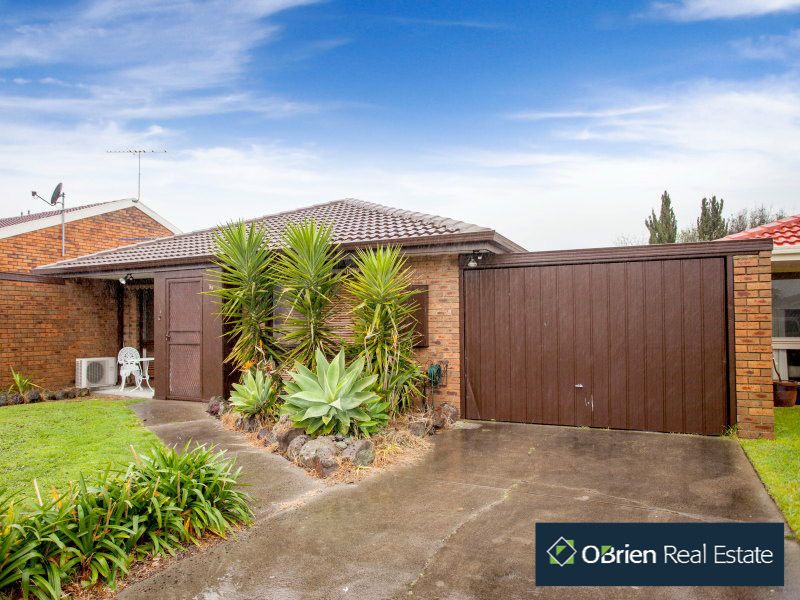 33 Arnold Drive, Chelsea VIC 3196