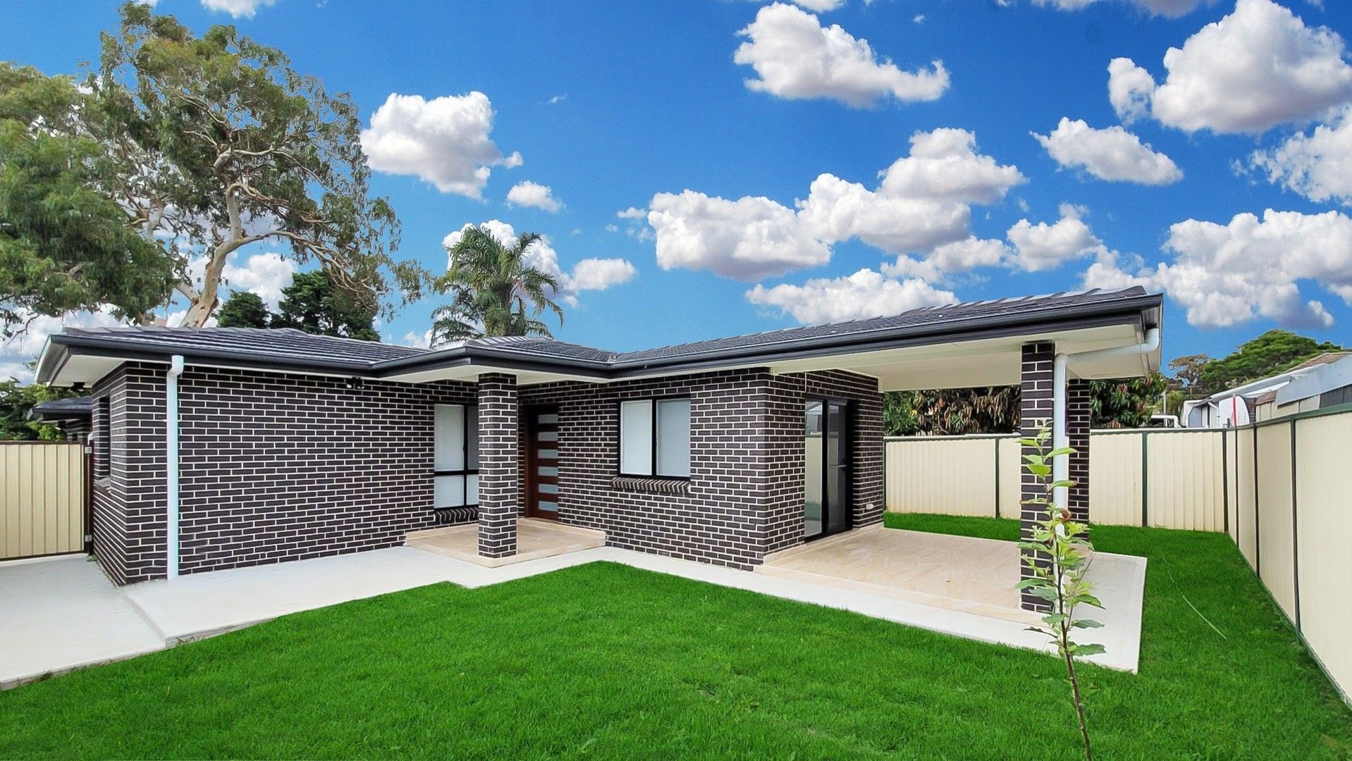 2 bedrooms House in 137a Griffiths Avenue BANKSTOWN NSW, 2200