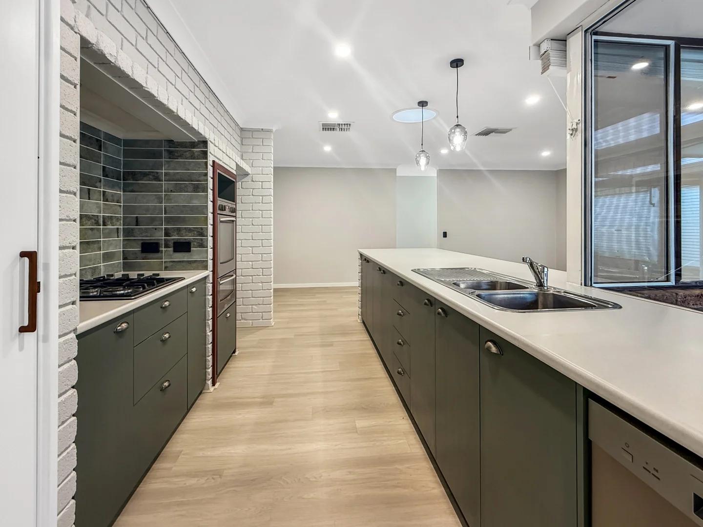 Additional image 3 of 21 Hanson Way, Dudley Park WA 6210