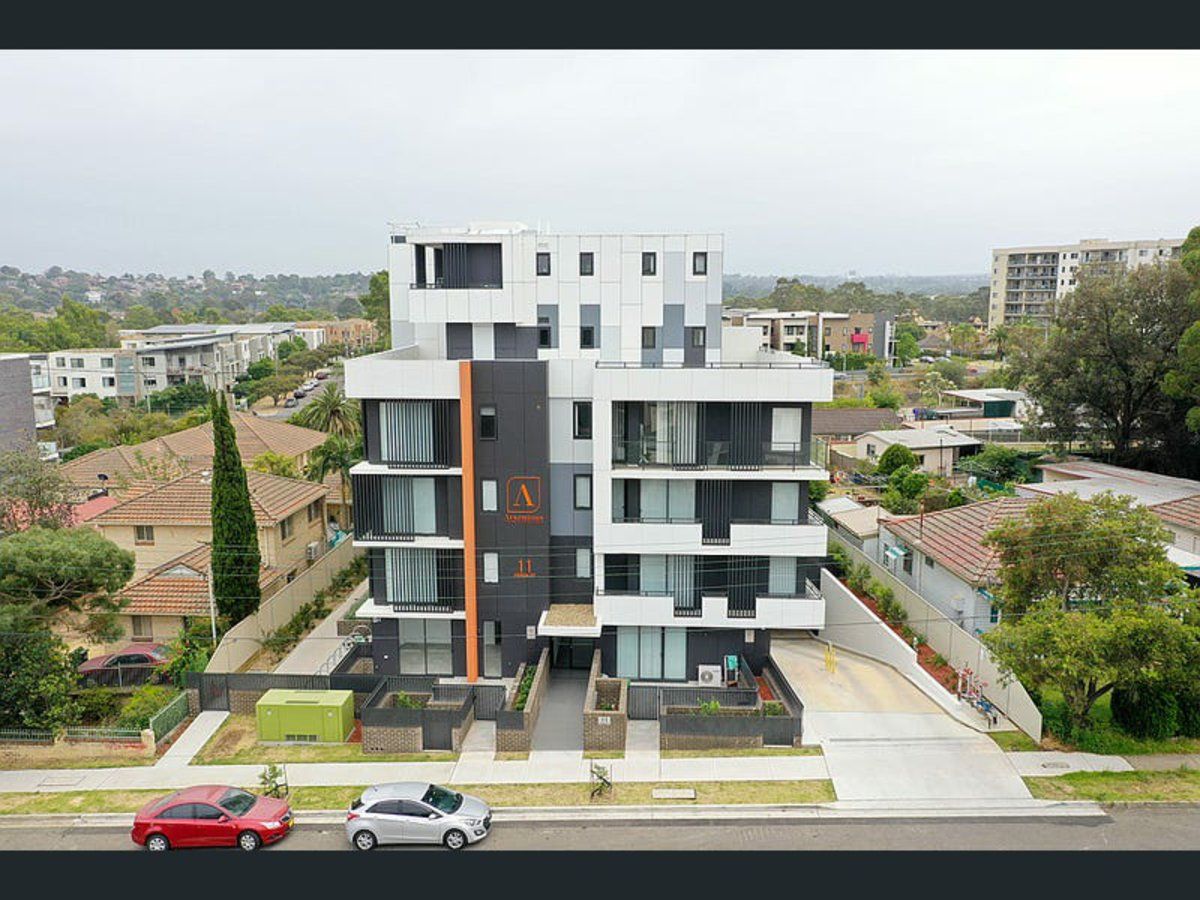 2 bedrooms Apartment / Unit / Flat in 28/11 VERON STREET WENTWORTHVILLE NSW, 2145