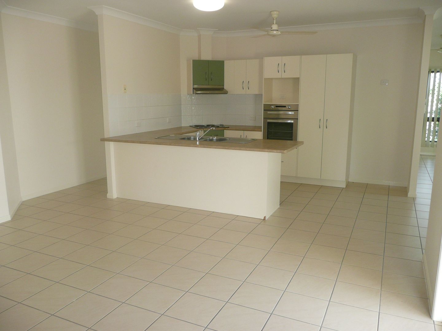 5 Aird Avenue, Kirwan QLD 4817, Image 2