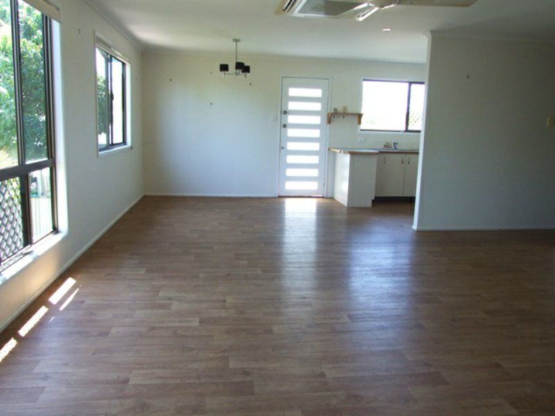 39 Hampton Drive, Tannum Sands QLD 4680, Image 2
