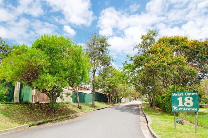 3 bedrooms Townhouse in 33/18 Defiance Road LOGAN CENTRAL QLD, 4114