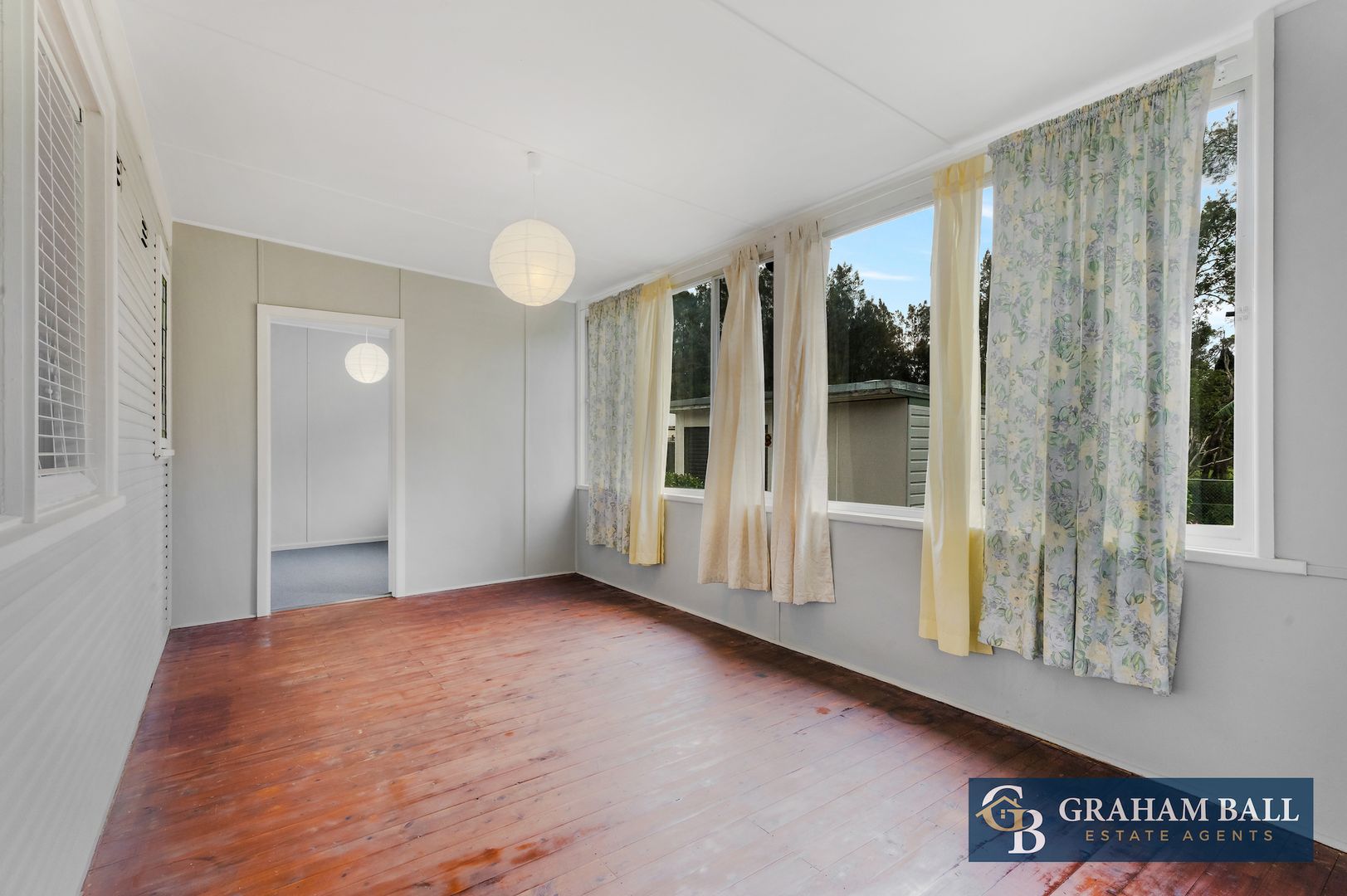 47 Hemingway Crescent, Fairfield NSW 2165, Image 2