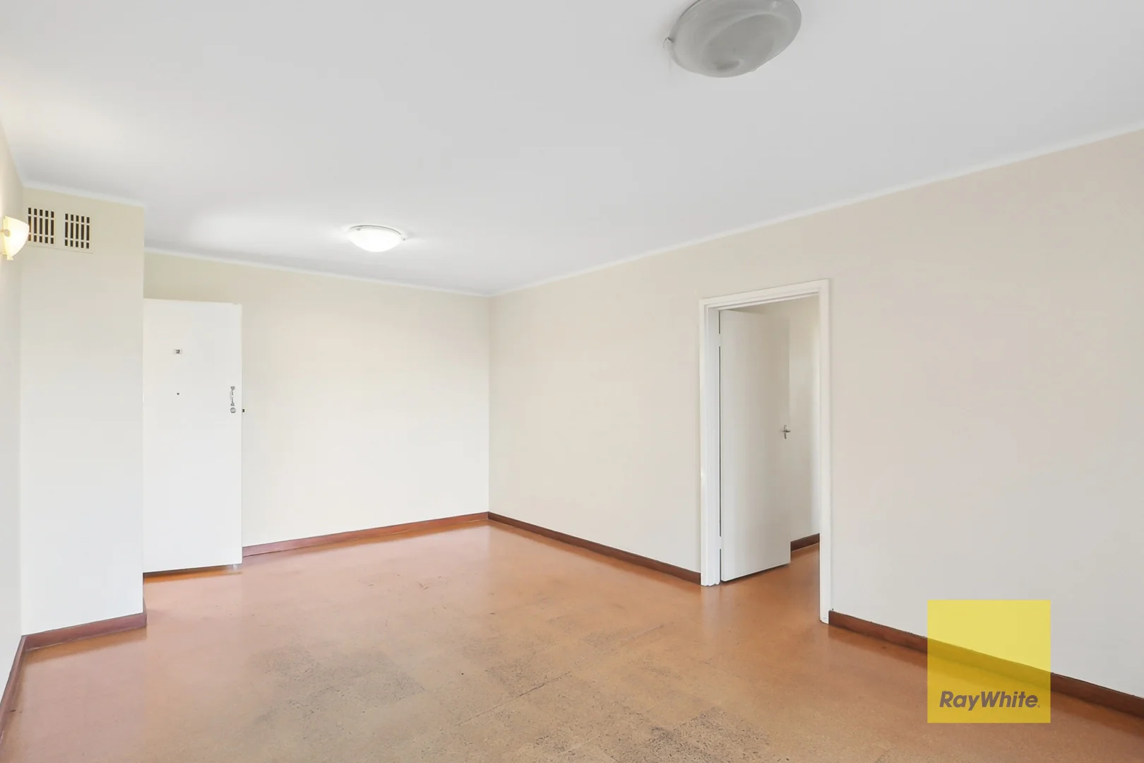 Additional image 7 of 2/71 Golf View Street, Yokine WA 6060