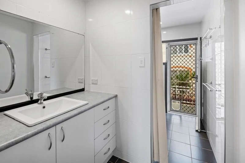 Additional image 8 of 6/5 Holborow Close, Surfers Paradise QLD 4217