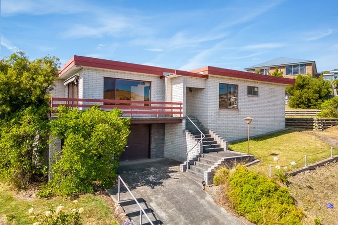 Picture of 332 Carella Street, TRANMERE TAS 7018