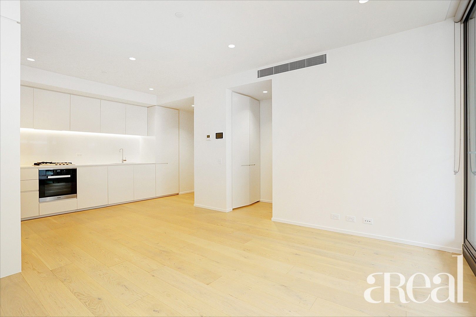 2 bedrooms Apartment / Unit / Flat in 203/6A Evergreen Mews ARMADALE VIC, 3143